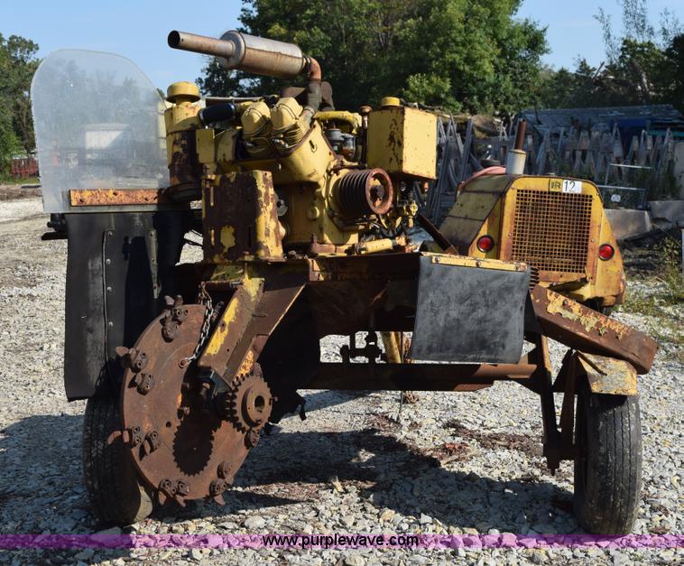 image for item L5906 Vermeer 665 stump grinder