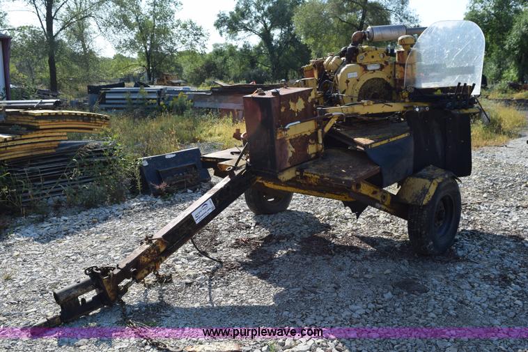 image for item L5906 Vermeer 665 stump grinder