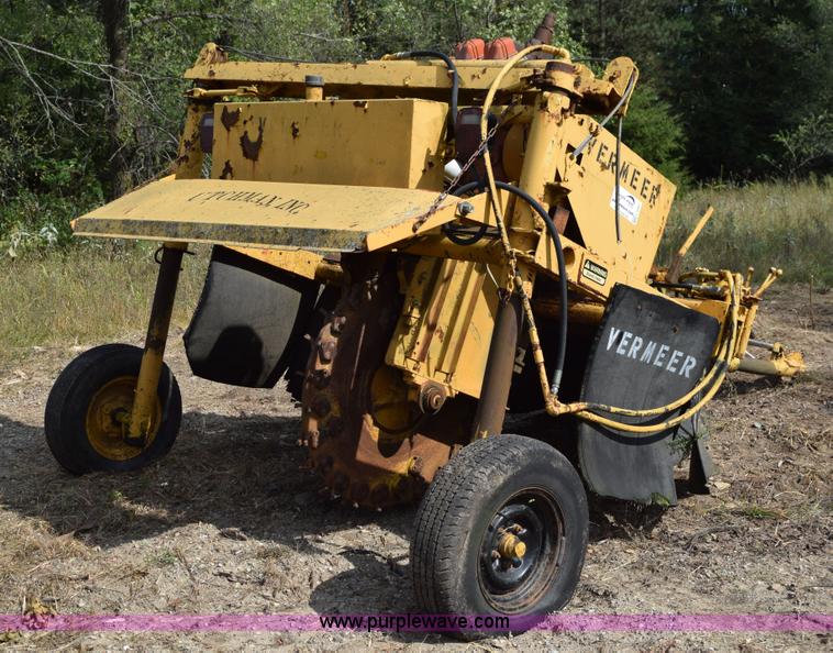 image for item L5907 Vermeer stump grinder