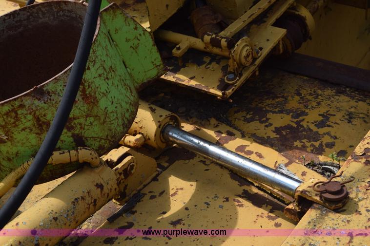 image for item L5907 Vermeer stump grinder