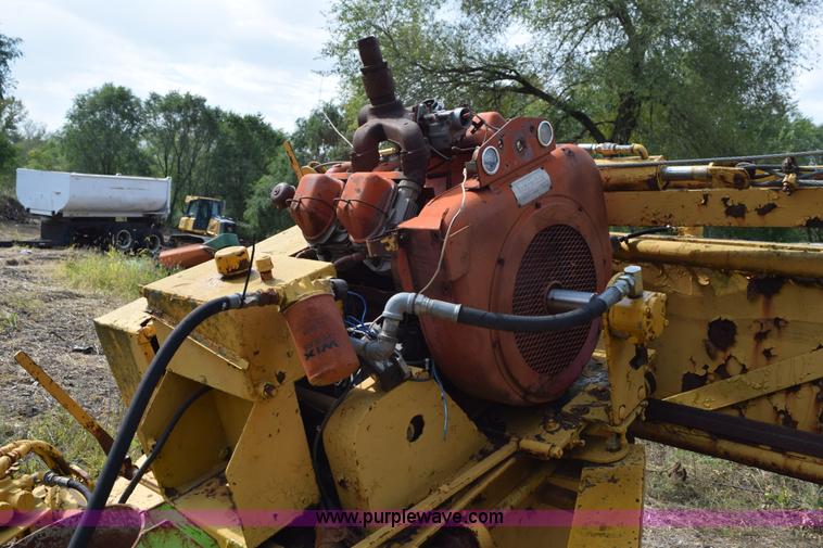 image for item L5907 Vermeer stump grinder