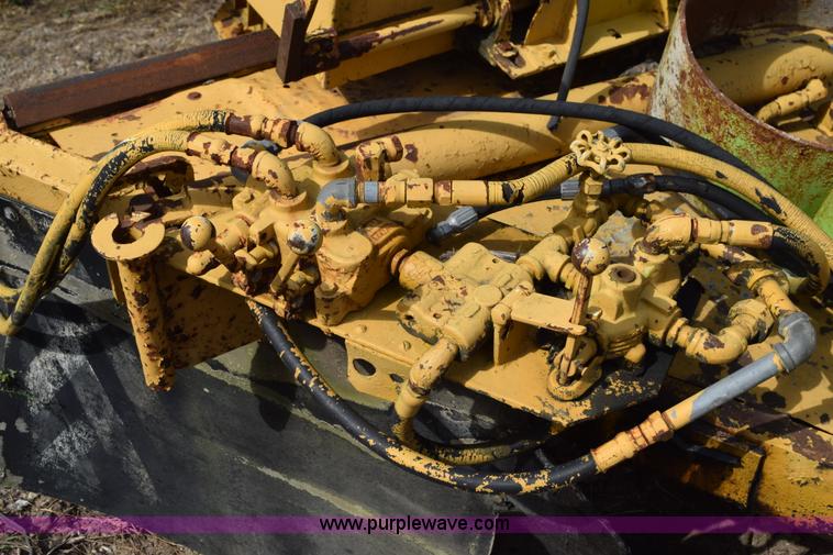 image for item L5907 Vermeer stump grinder