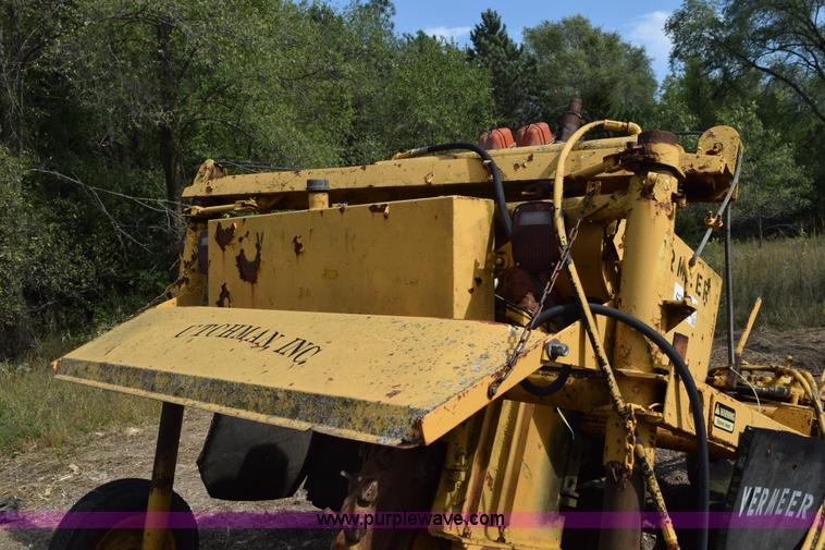 image for item L5907 Vermeer stump grinder