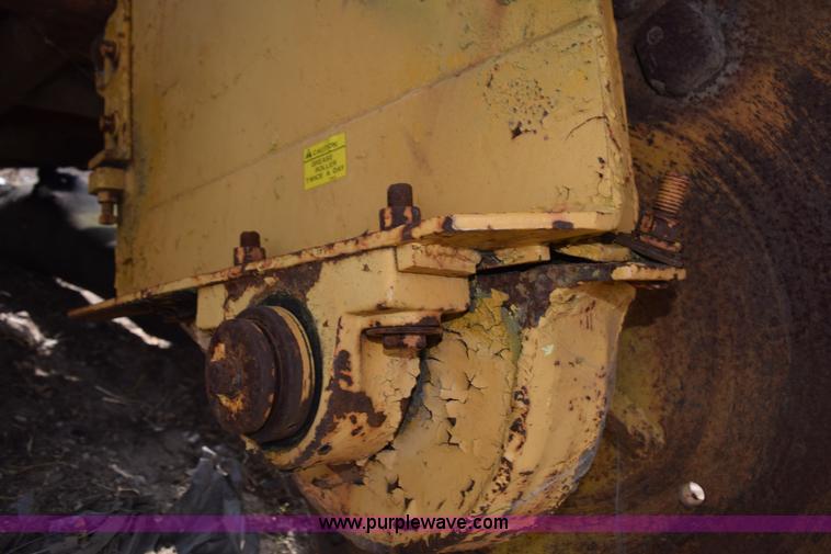 image for item L5907 Vermeer stump grinder