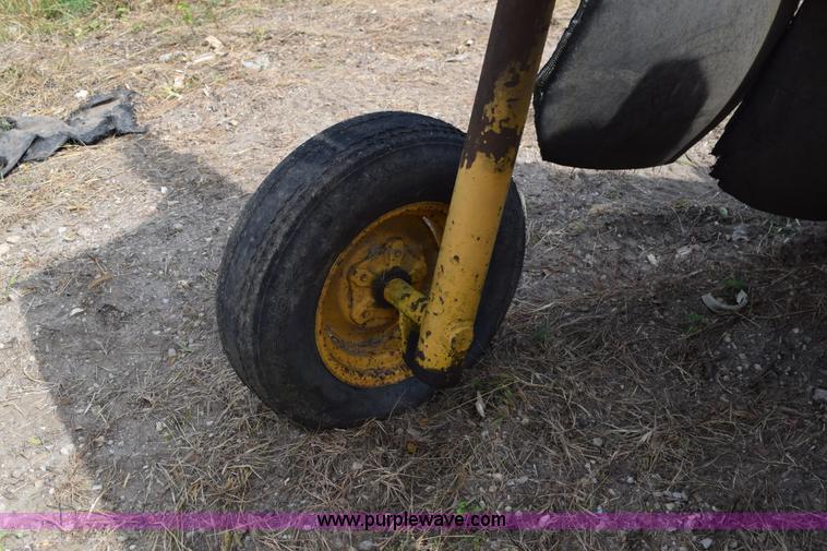image for item L5907 Vermeer stump grinder