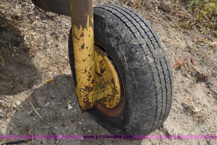 image for item L5907 Vermeer stump grinder