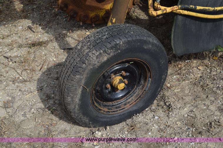 image for item L5907 Vermeer stump grinder