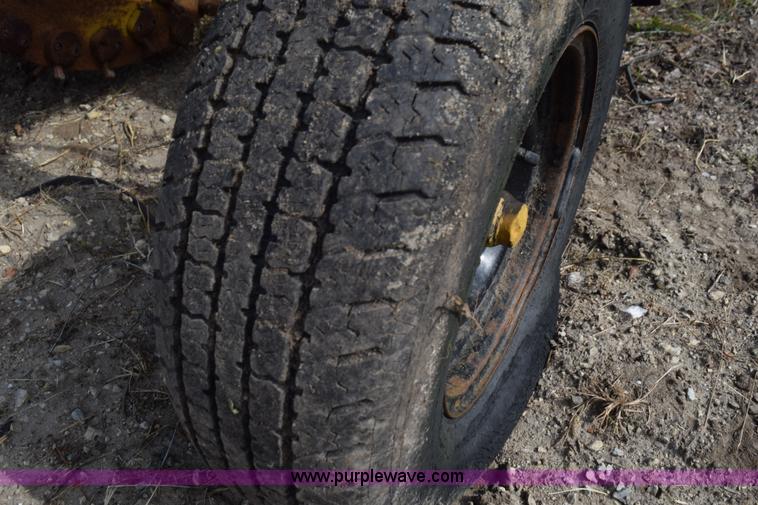 image for item L5907 Vermeer stump grinder