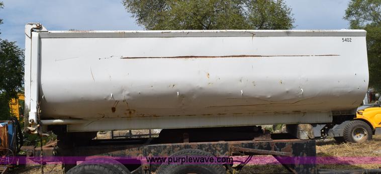 image for item L5908 Reliance electric roll off dump bed