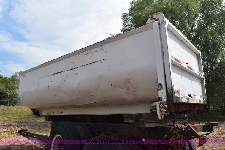 image for item L5908 Reliance electric roll off dump bed