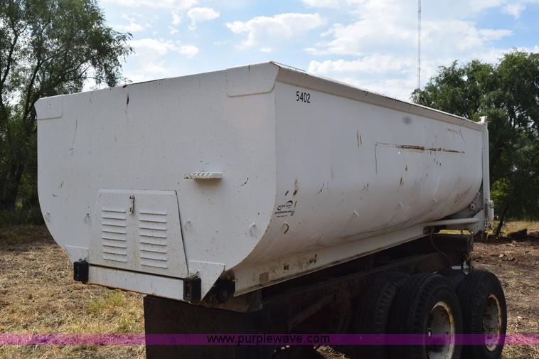 image for item L5908 Reliance electric roll off dump bed