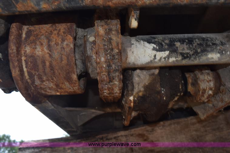 image for item L5908 Reliance electric roll off dump bed