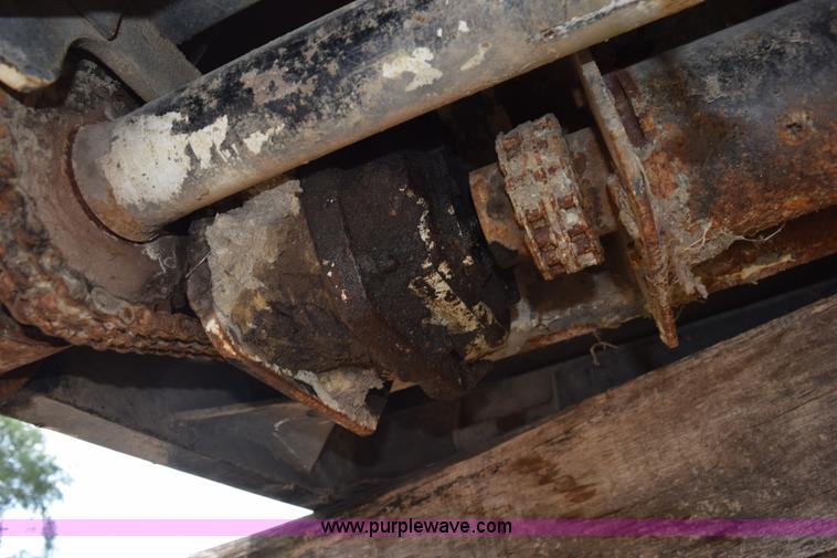 image for item L5908 Reliance electric roll off dump bed