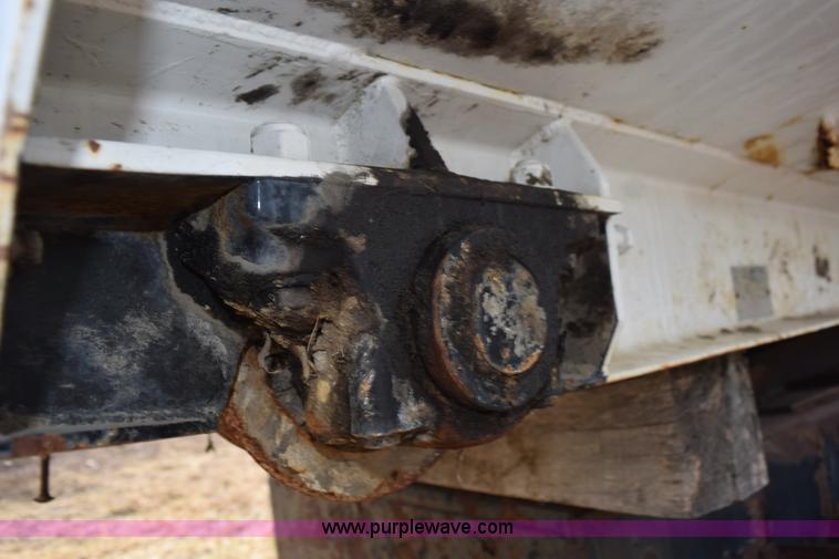 image for item L5908 Reliance electric roll off dump bed