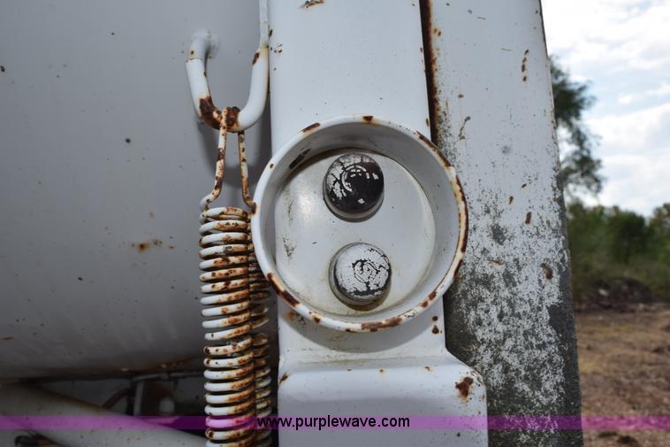 image for item L5908 Reliance electric roll off dump bed