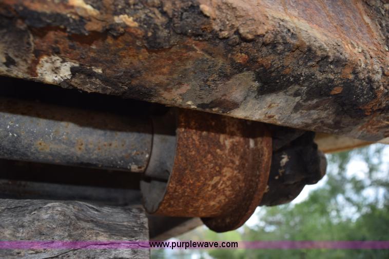 image for item L5908 Reliance electric roll off dump bed