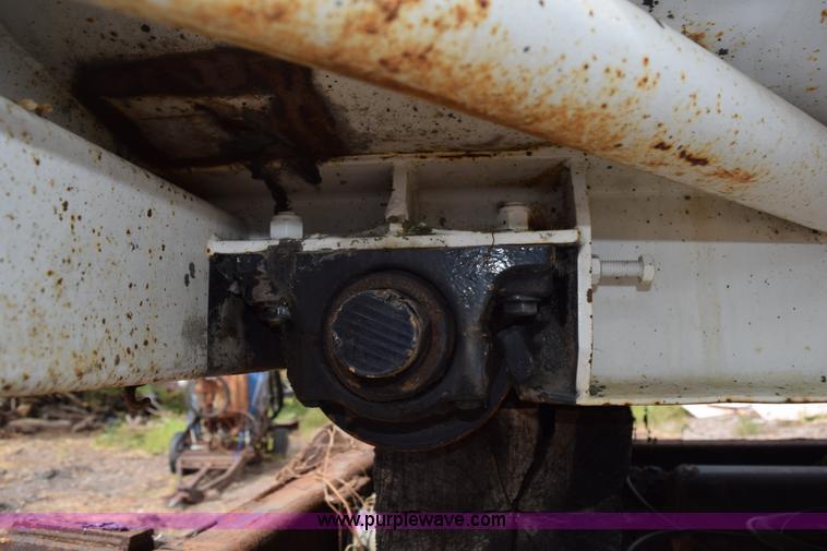 image for item L5908 Reliance electric roll off dump bed