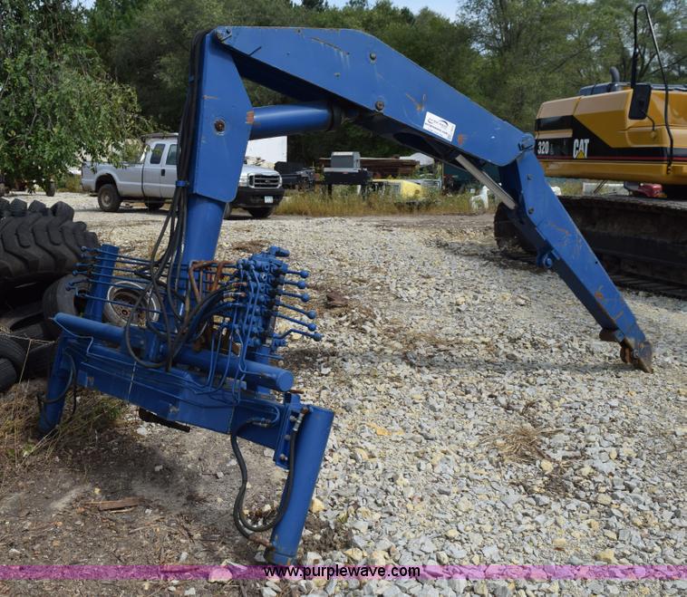 image for item L5914 Truck mounted hydraulic crane