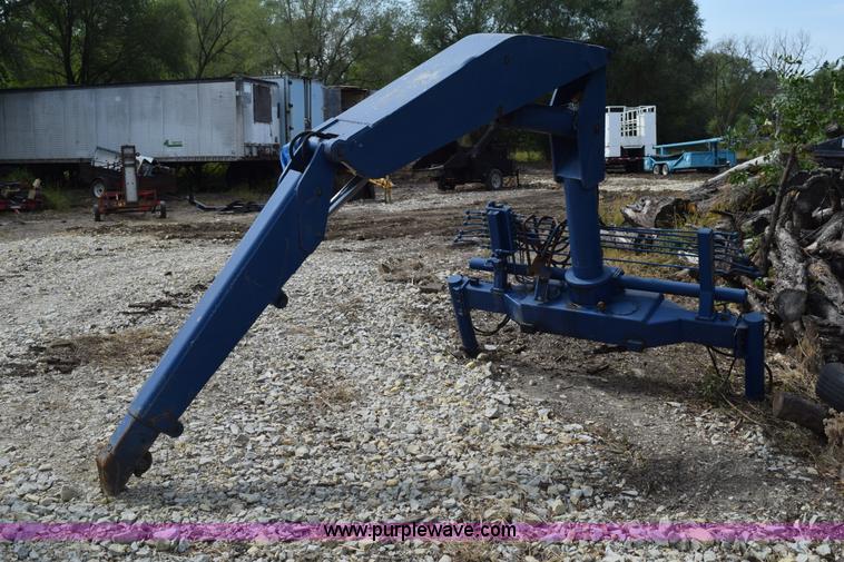 image for item L5914 Truck mounted hydraulic crane