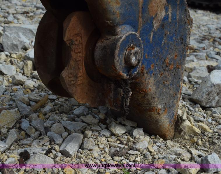 image for item L5914 Truck mounted hydraulic crane