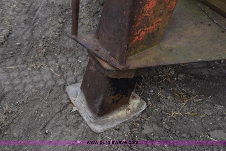 image for item L5915 Prentice extendable grapple boom