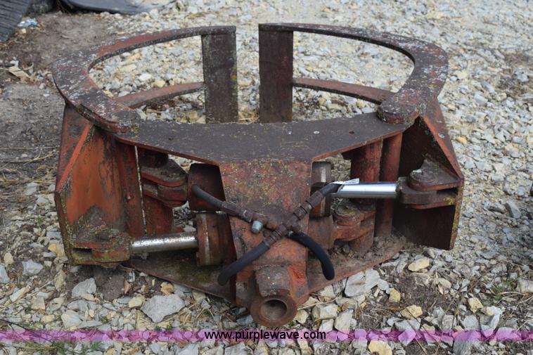 image for item L5918 Hydraulic boom grapple