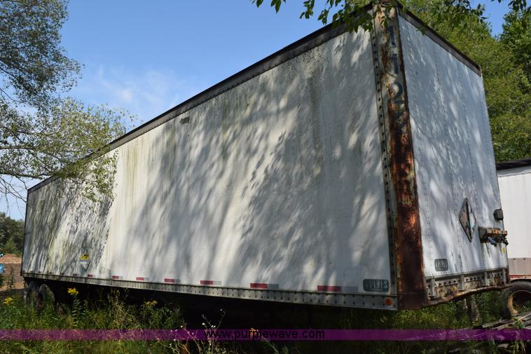 image for item L5928 1980 Pines dry van trailer