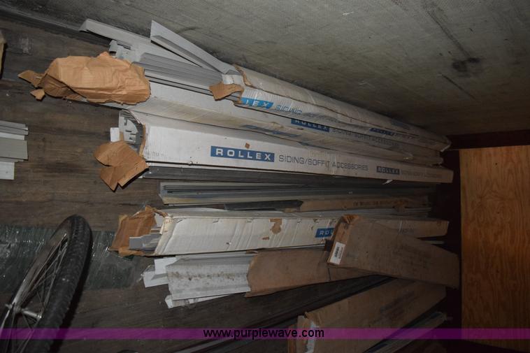 image for item L5928 1980 Pines dry van trailer