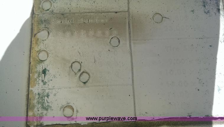 image for item L5928 1980 Pines dry van trailer