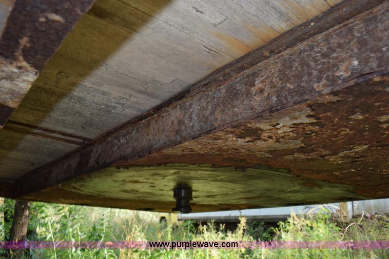 image for item L5929 Assorted windows