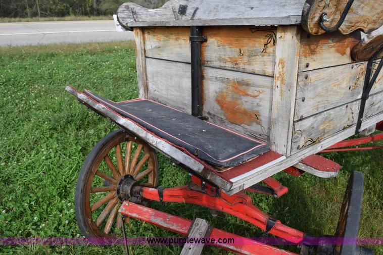 image for item L5944 Wagon