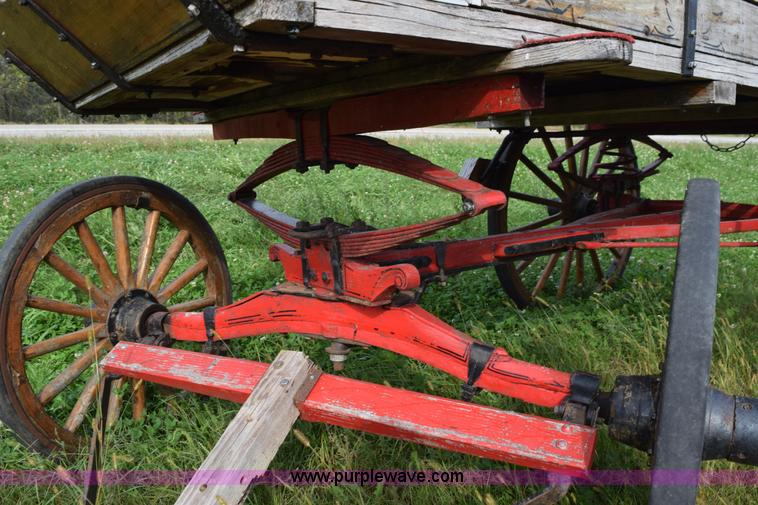 image for item L5944 Wagon