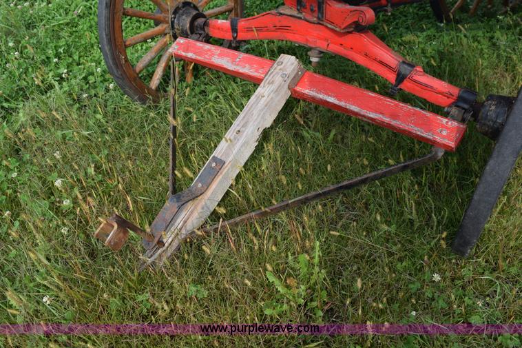 image for item L5944 Wagon