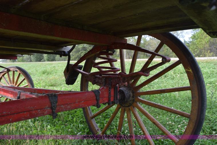 image for item L5944 Wagon