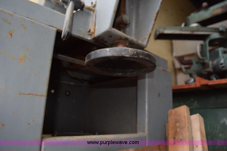 image for item L5950 Delta RU50 router