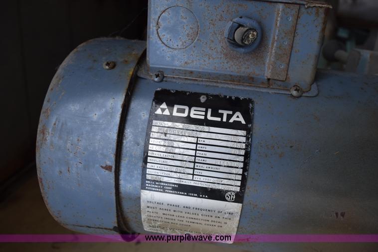 image for item L5950 Delta RU50 router