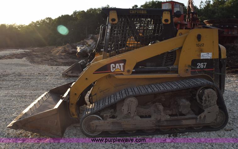 image for item L5963 2003 Caterpillar 267 skid steer