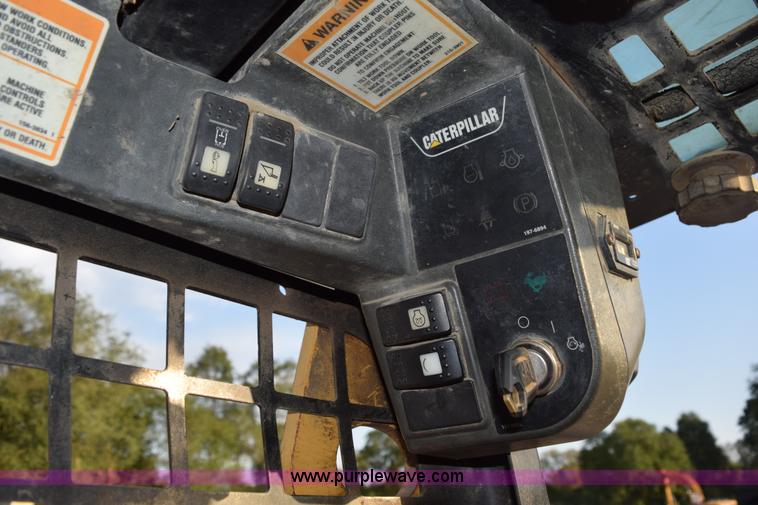 image for item L5963 2003 Caterpillar 267 skid steer