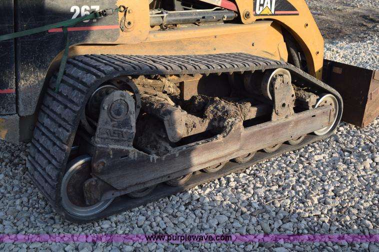 image for item L5963 2003 Caterpillar 267 skid steer