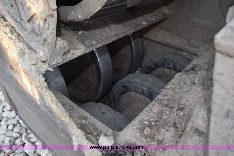 image for item L5963 2003 Caterpillar 267 skid steer