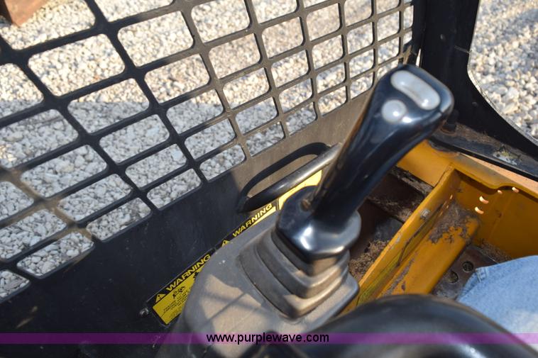 image for item L5964 JCB 190T skid steer