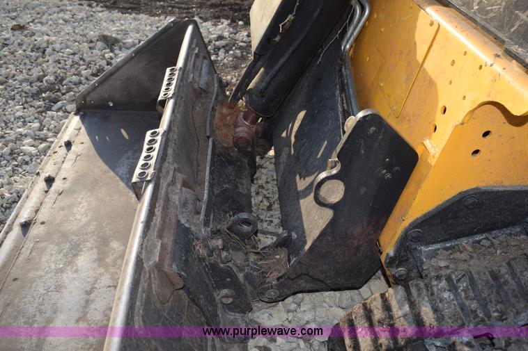 image for item L5964 JCB 190T skid steer