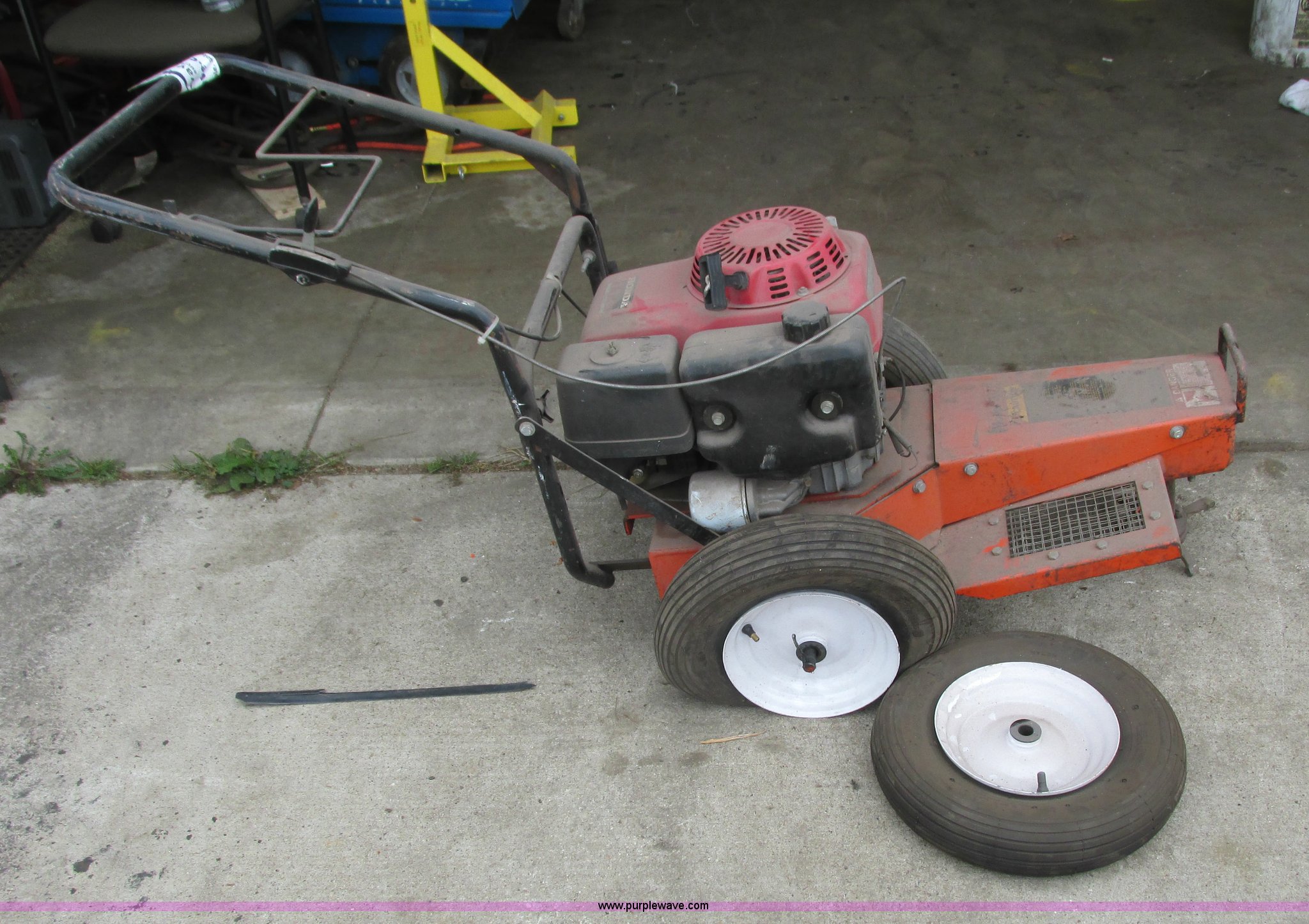 Bear Cat brush cutter in Rochester, MN Item K6715 sold Purple Wave