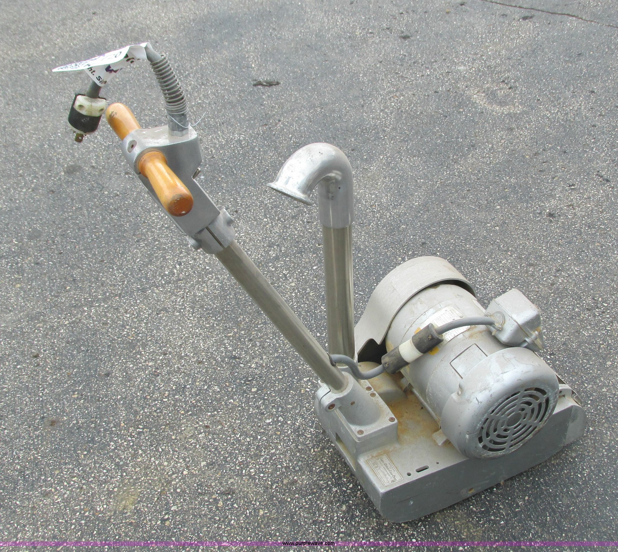 SilverLine floor sander in Rochester, MN Item K6720 sold Purple Wave