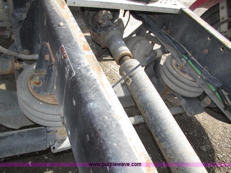 image for item H1145 2006 Freightliner Columbia semi truck