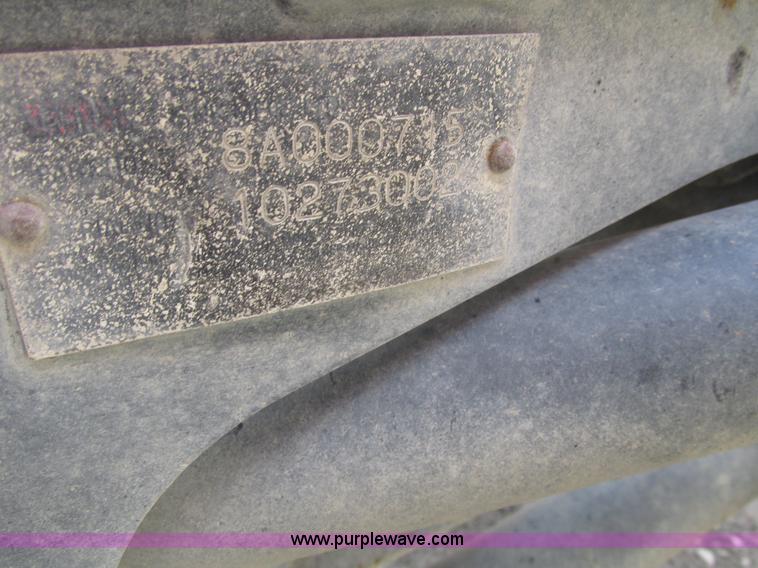 image for item H1145 2006 Freightliner Columbia semi truck