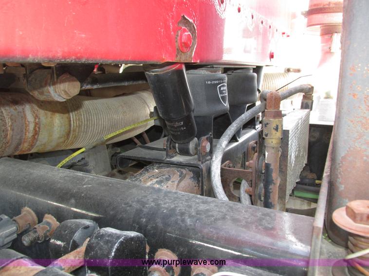 image for item H1146 2006 Freightliner Columbia semi truck