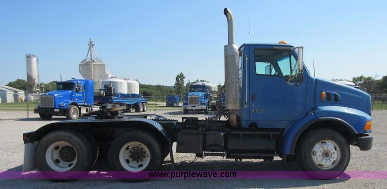 image for item I1972 2002 Sterling L9500 semi truck