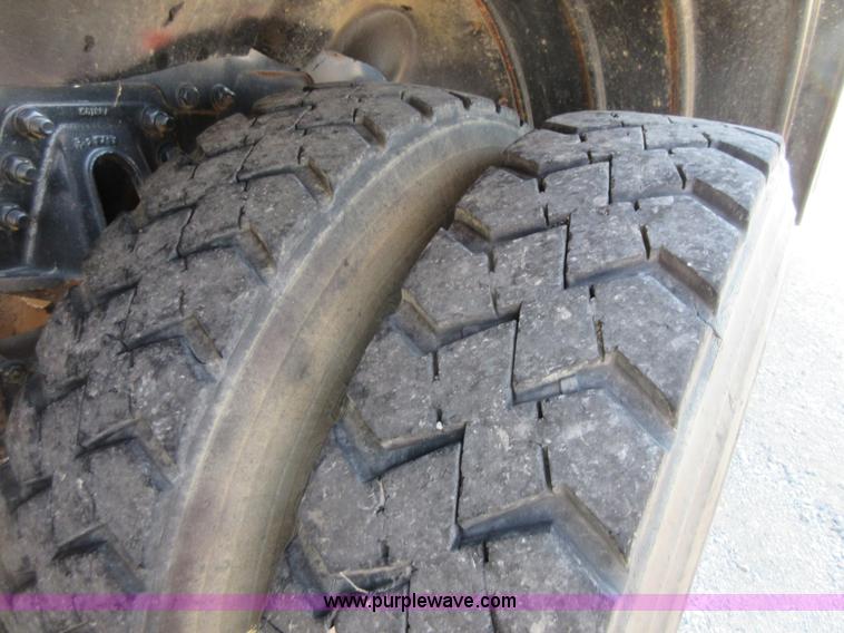 image for item I1972 2002 Sterling L9500 semi truck