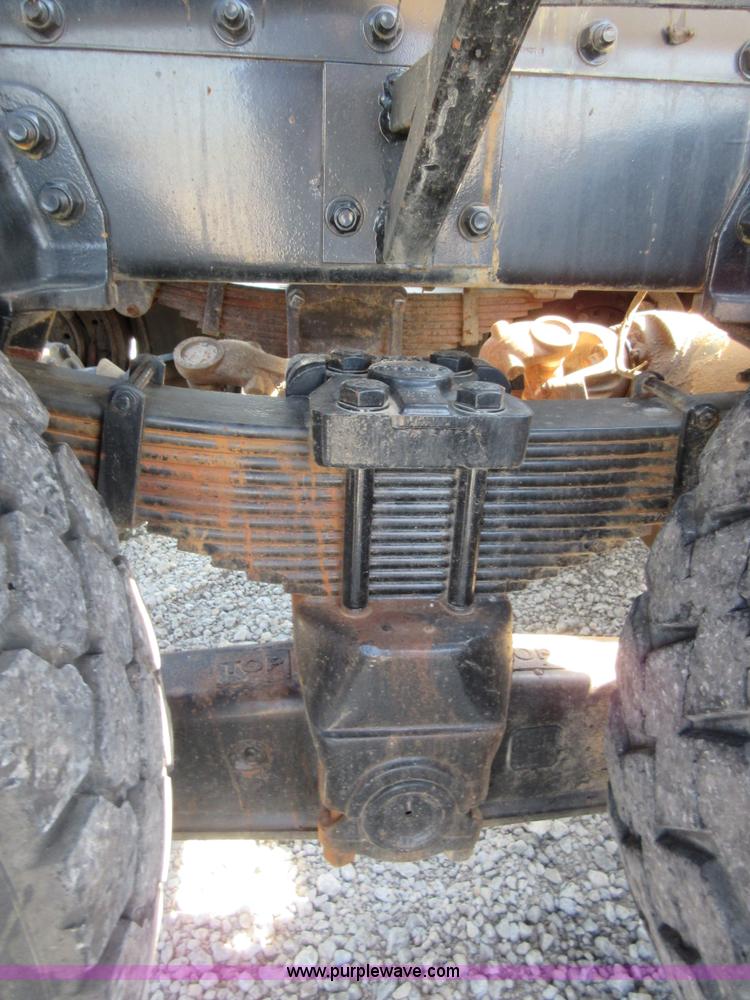 image for item I1972 2002 Sterling L9500 semi truck